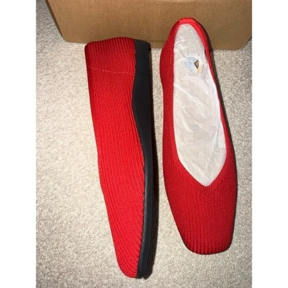 VIVAIA Lightweight Square-Toe V-Cut Flats Margot Walker RED EU/39.5 US/8.5